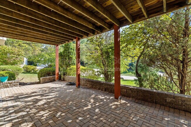 Building Photo - 14637 Timberlake Manor Ct