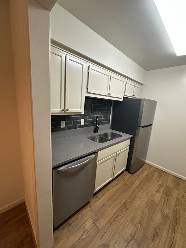 Building Photo - 2118 Acklen Ave