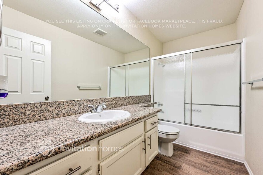 Building Photo - 39201 Chalfont Ln