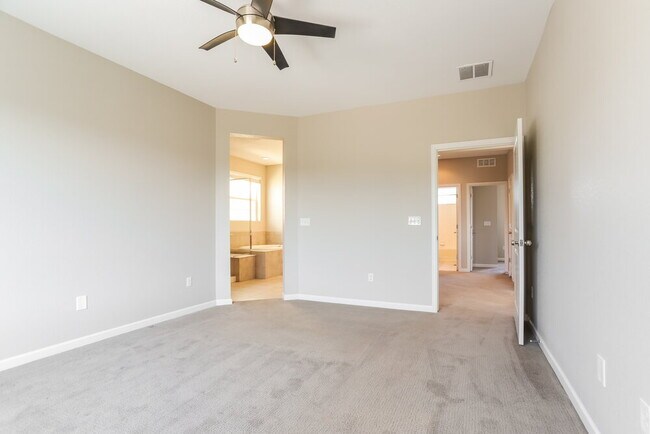 Building Photo - 3305 Riverwood Way