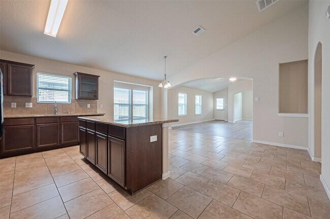 Building Photo - 5506 Casa Martin Dr