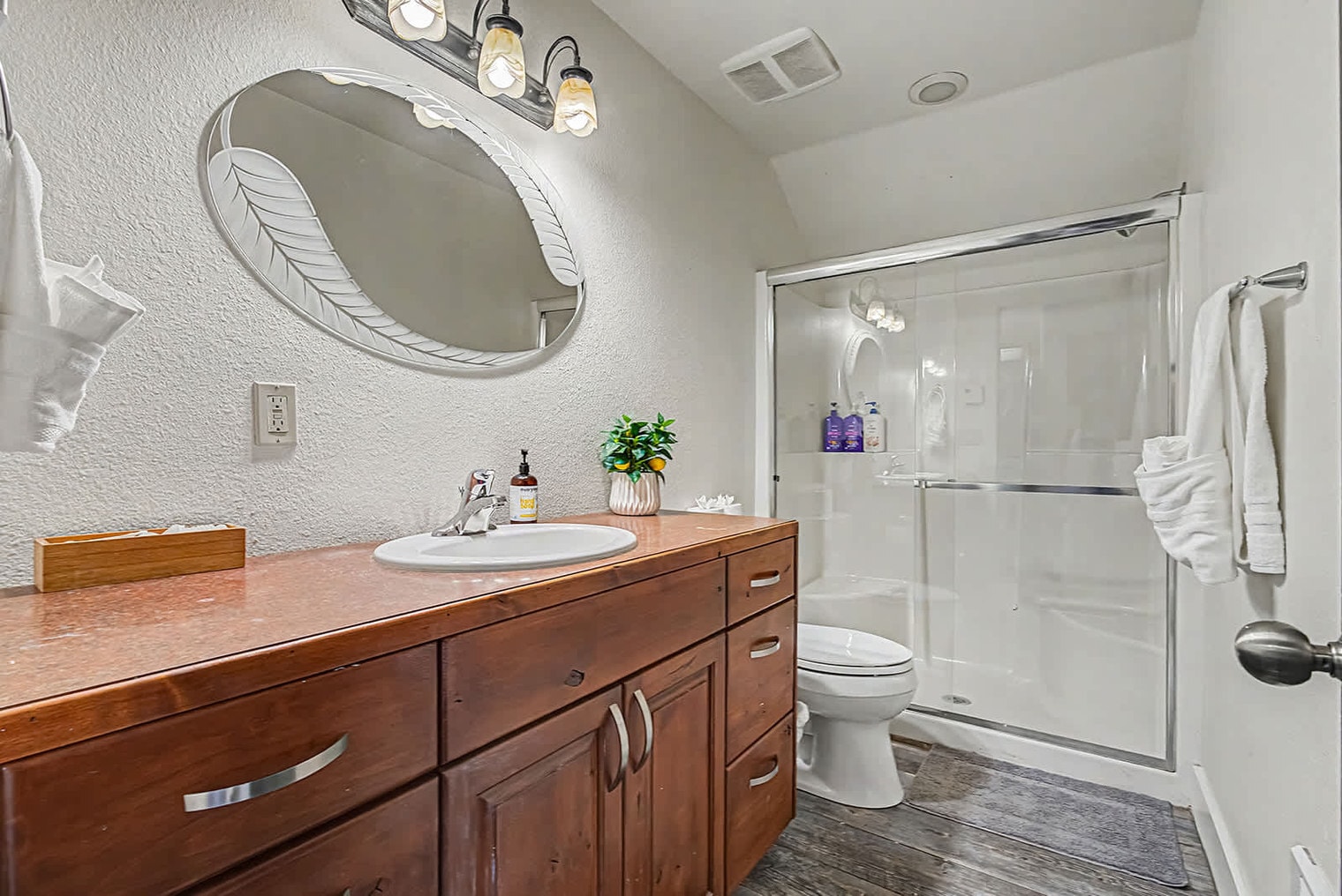 Building Photo - 712 Broken Rein Rd