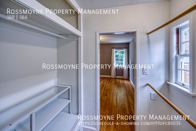 Building Photo - 1607 Ramona Ave