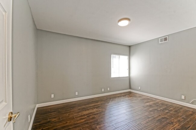 Building Photo - SPACIOUS & PARTIALLY REMODELED, 2-STORY, 3...