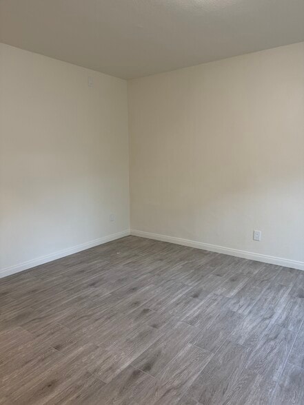 Building Photo - 223 E Colorado Blvd