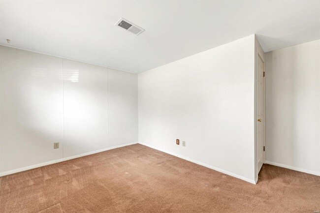 Building Photo - 5372 Chatfield Dr