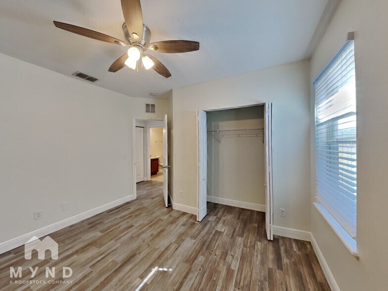 Building Photo - 4991 Windbourne Way