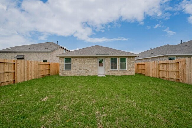 Building Photo - 3037 Dawn Sound Dr
