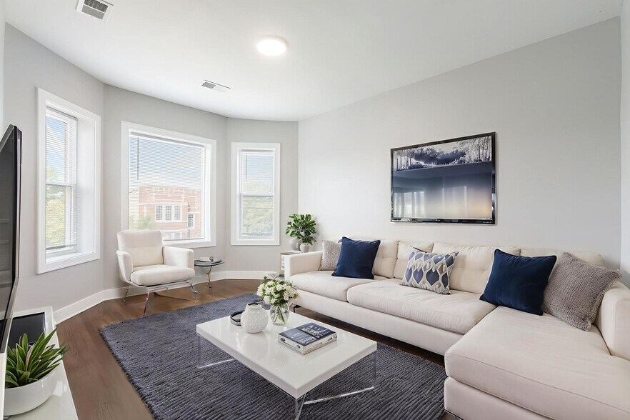 Building Photo - 7753 S Morgan St