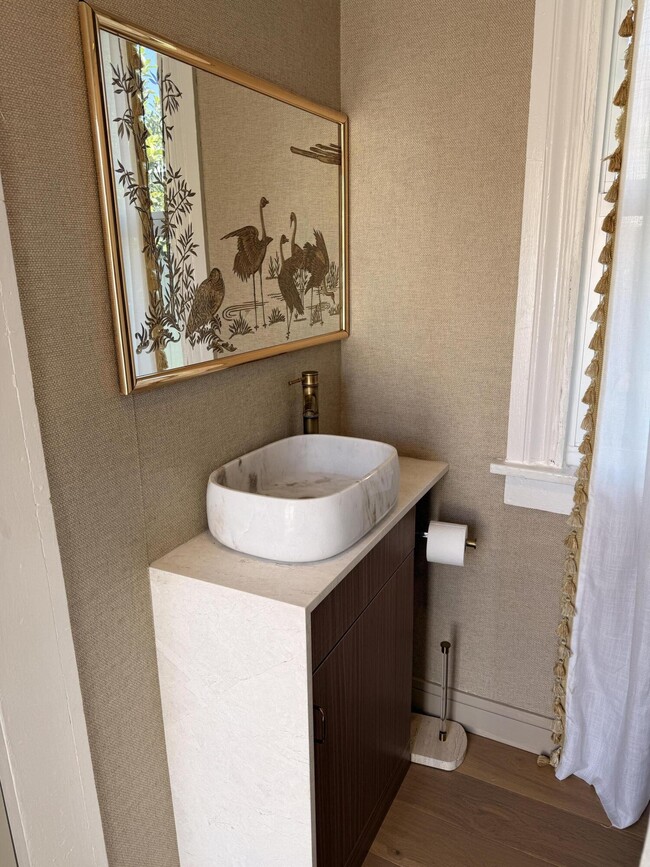 Building Photo - 4605 Garden Ave