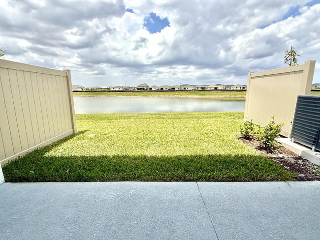 Building Photo - 12938 SW Forli Wy