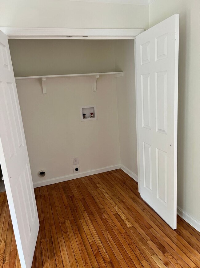 Building Photo - 17 Pheasant Dr