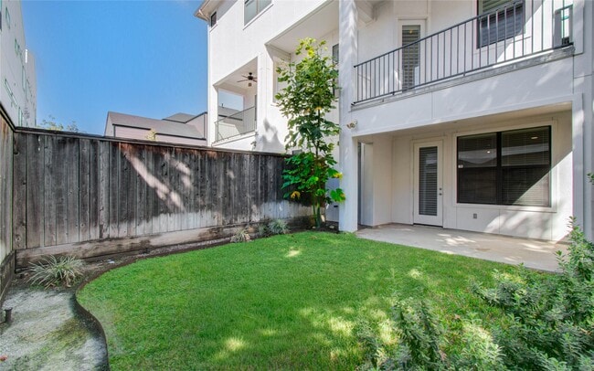 Building Photo - 1808 Ridgewood St