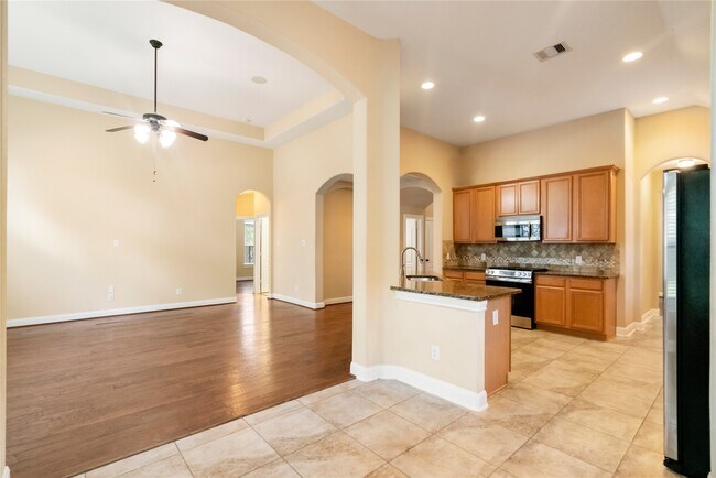 Building Photo - 214 Pinto Point Dr