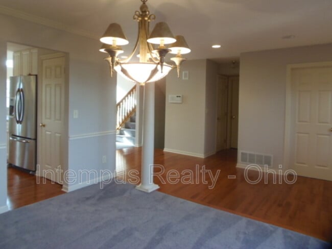 Building Photo - 516 Ironhorse Dr