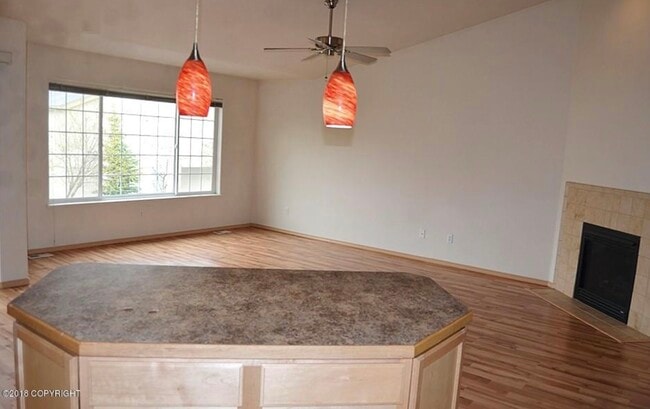 Building Photo - 5775 Sapphire Loop
