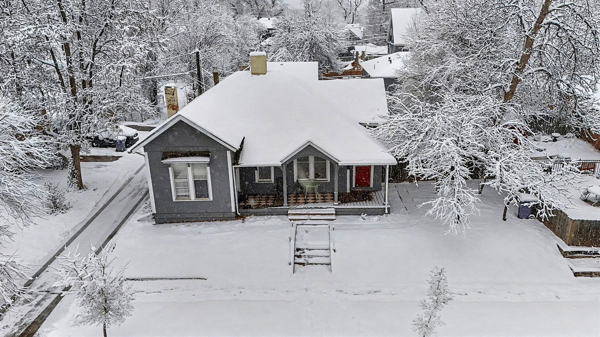 Building Photo - 2122 Hooker St