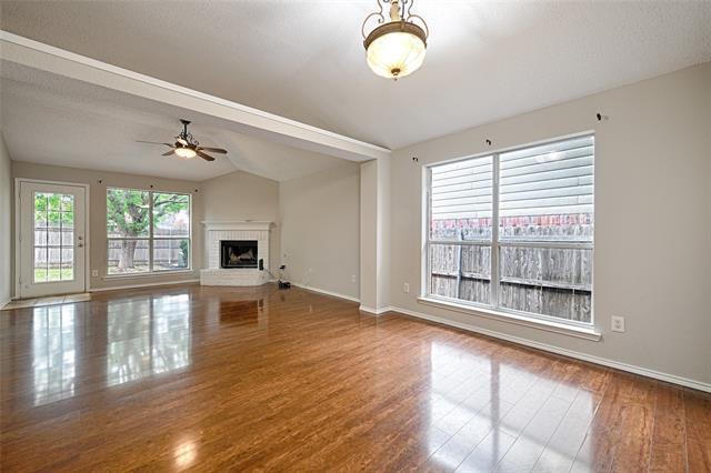 Building Photo - 10257 Tustin Terrace
