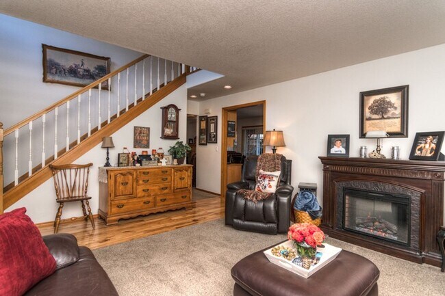 Building Photo - Beautiful home in Tanglewood