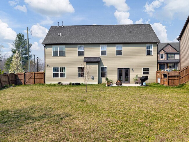 Building Photo - Beautiful Home with Room to Spare in Arden!
