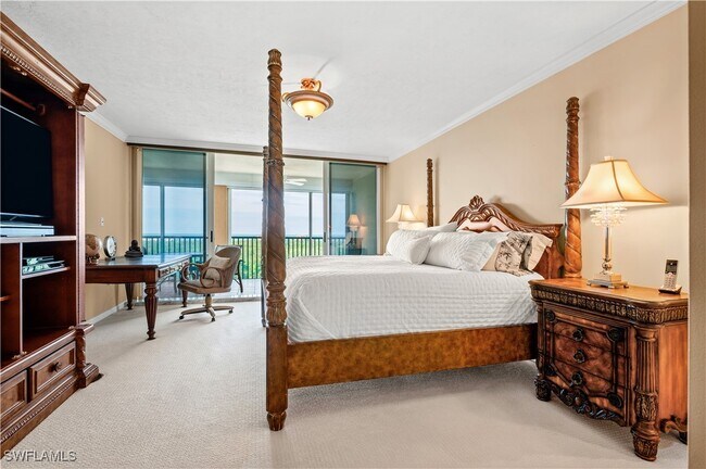 Building Photo - 7515 Pelican Bay Blvd