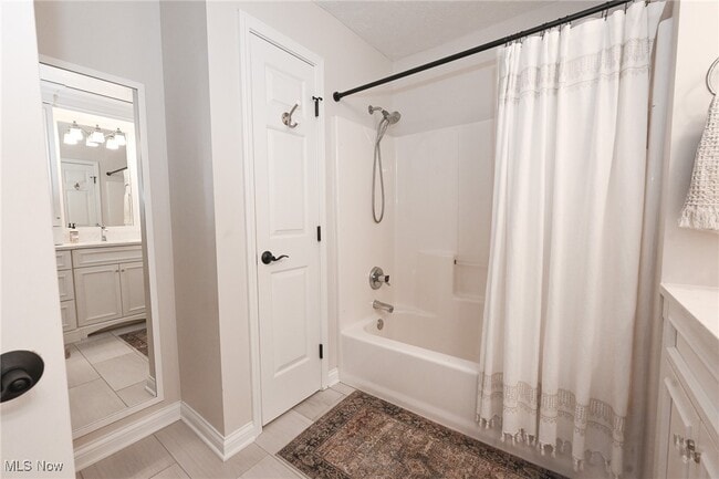 Building Photo - 1305 Fieldstone Ct