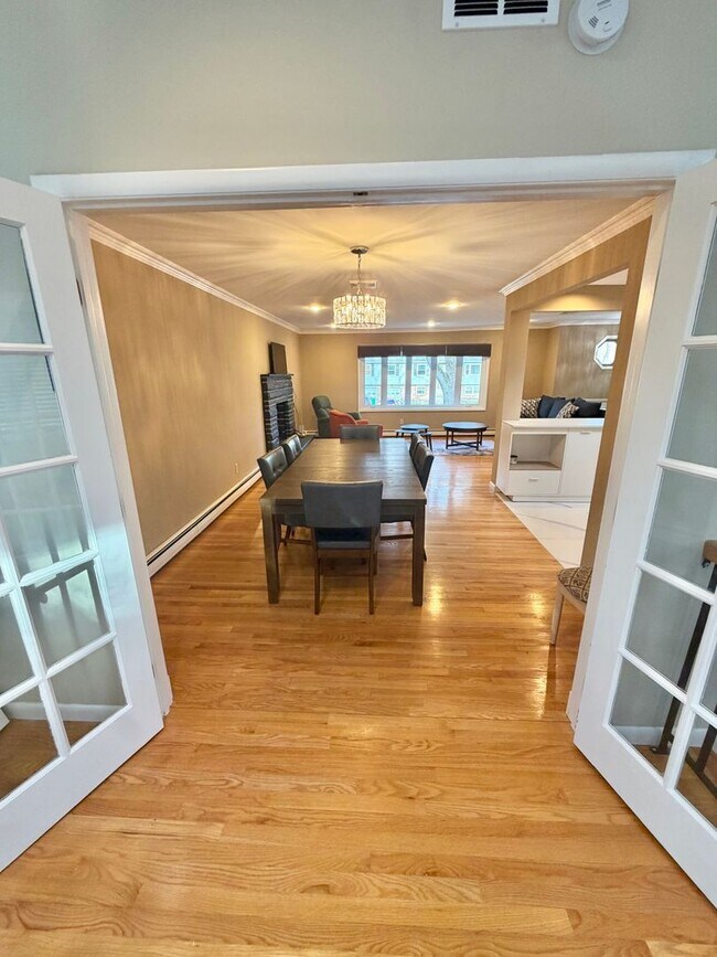 Building Photo - 29 Carriage Hill Ln