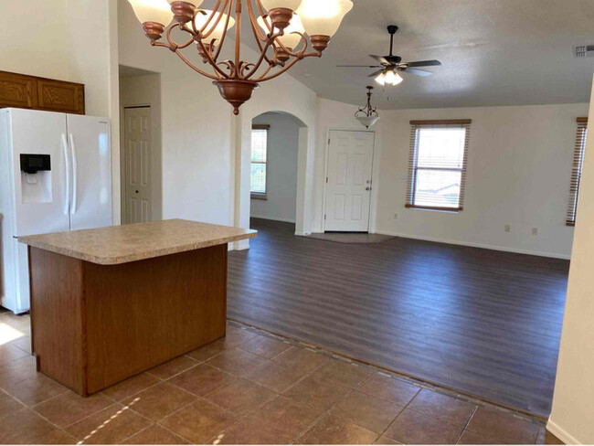 Building Photo - 13278 E Alley Spring Dr