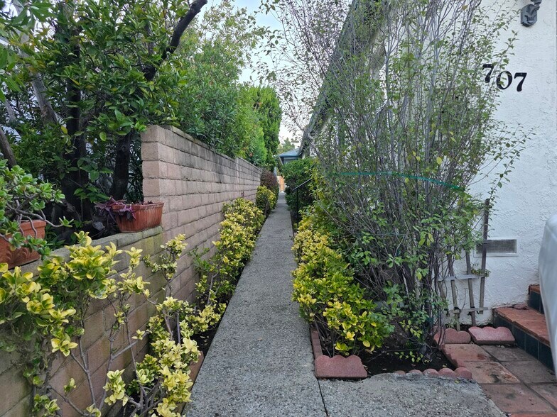 Building Photo - 707 Copeland Ct