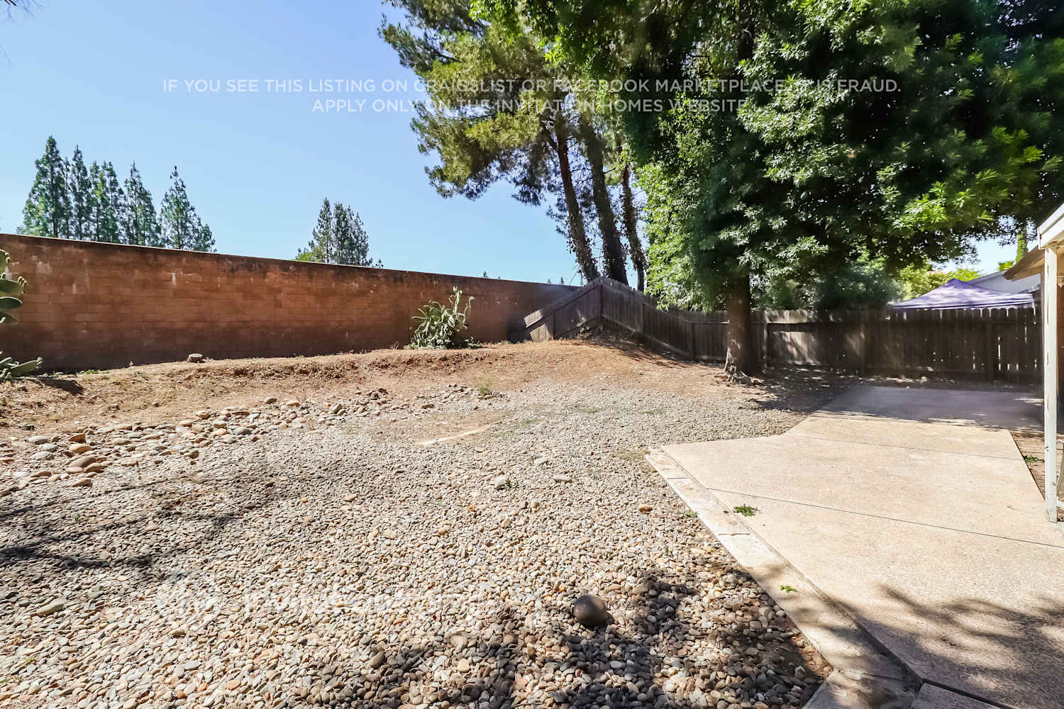 Building Photo - 10720 Paiute Way