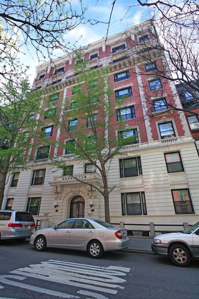 Building Photo - 62 Pierrepont St