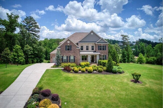 Building Photo - 2995 Manorview Ln