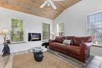 Building Photo - 1308 Fredrick Ln