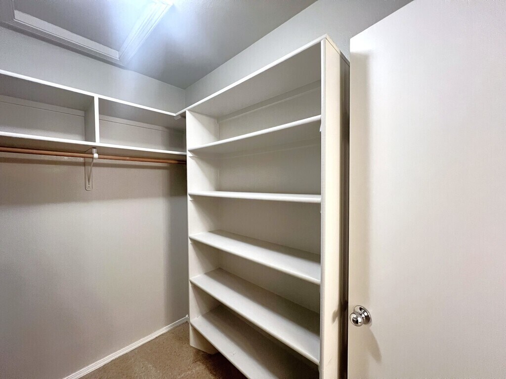 Building Photo - 4160 E Carnation Ct