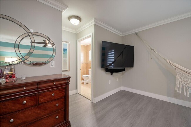 Building Photo - 15863 SW 71st St