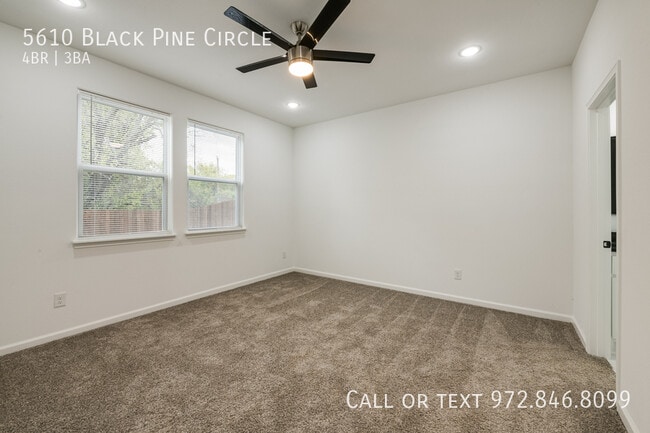 Building Photo - 5610 Black Pine Cir