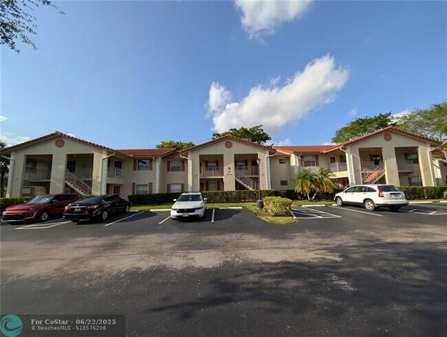 Building Photo - 3081 Holiday Springs Blvd