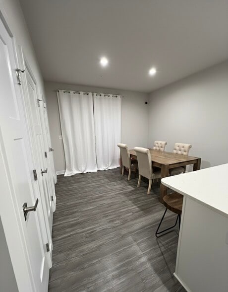 Building Photo - 342 Music Hall Way