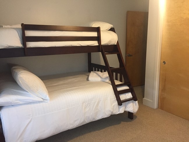 Second Bedroom w/bunk beds - 2946 Cherry St