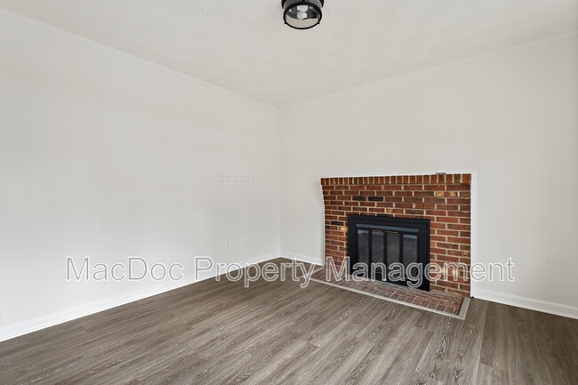 Building Photo - 38 Ocala Ln