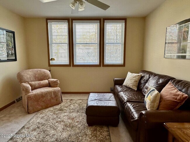 Building Photo - 1 Inlander Rd