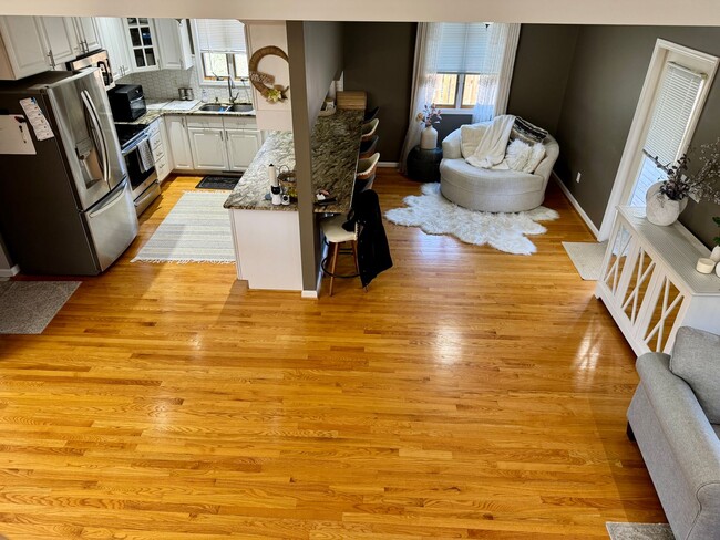 Building Photo - Spacious Two-Story Home in Blacksburg