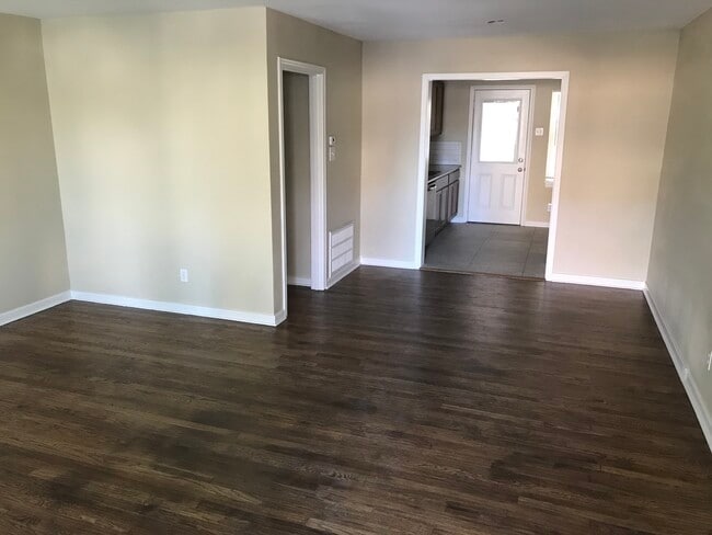 Building Photo - 2725 Forest Park Blvd