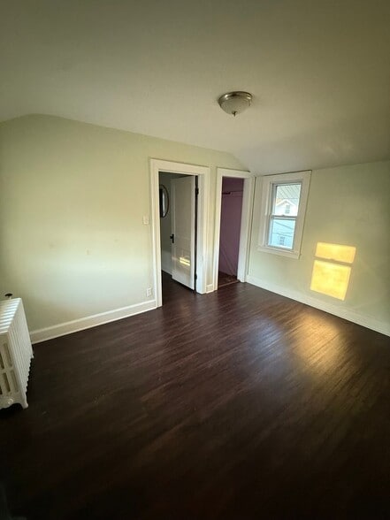 Building Photo - 18 Fairfield Ave