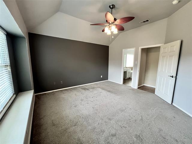 Building Photo - 3313 Ocean Dr