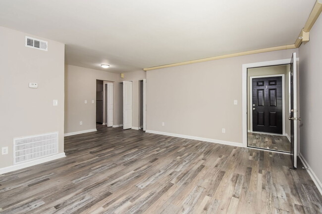 Building Photo - 3586 Jackson St