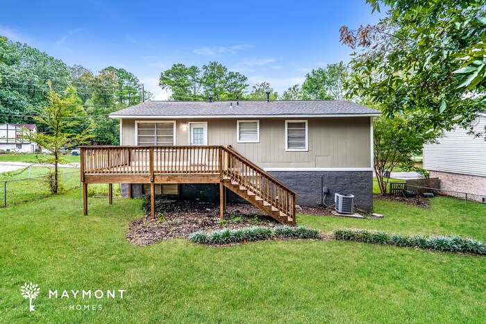 Building Photo - 2565 Gaylon St