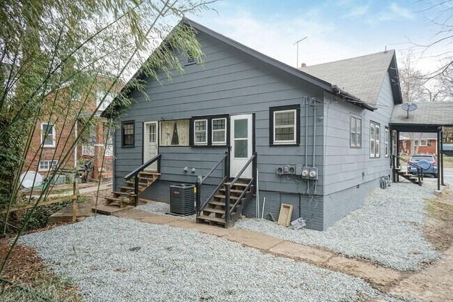 Primary Photo - N Main St Duplex