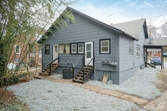 Building Photo - N Main St Duplex