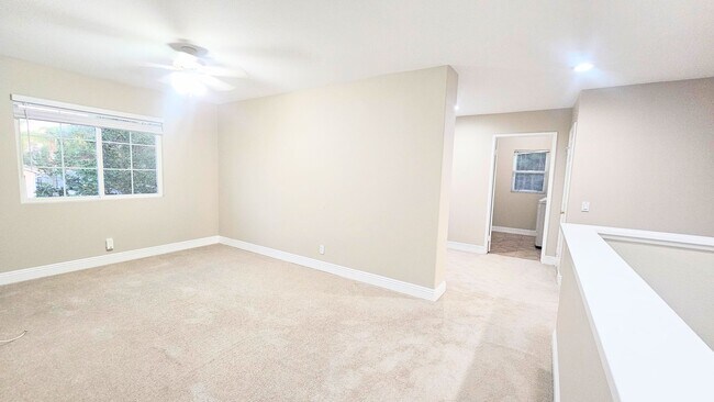 Building Photo - Pool House - Temeku Hills Community- Master Retreat and additional Master Bedroom